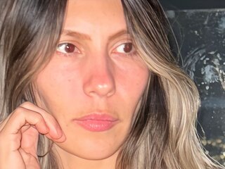 VanessaCavarro videos show lj