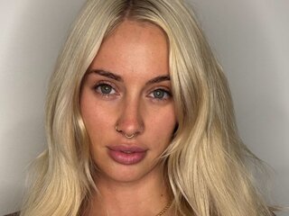 Blondeaussie live livejasmin cam