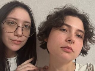 DoreenAndBecki xxx pics live