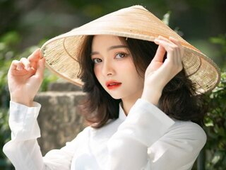 DorisTruong webcam hd photos