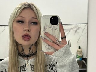 EmyYummi lj live show