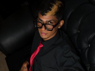 LeoMorett camshow webcam show