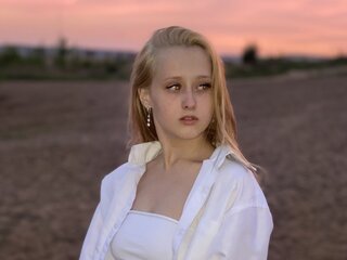 LizaCasper cam shows pictures